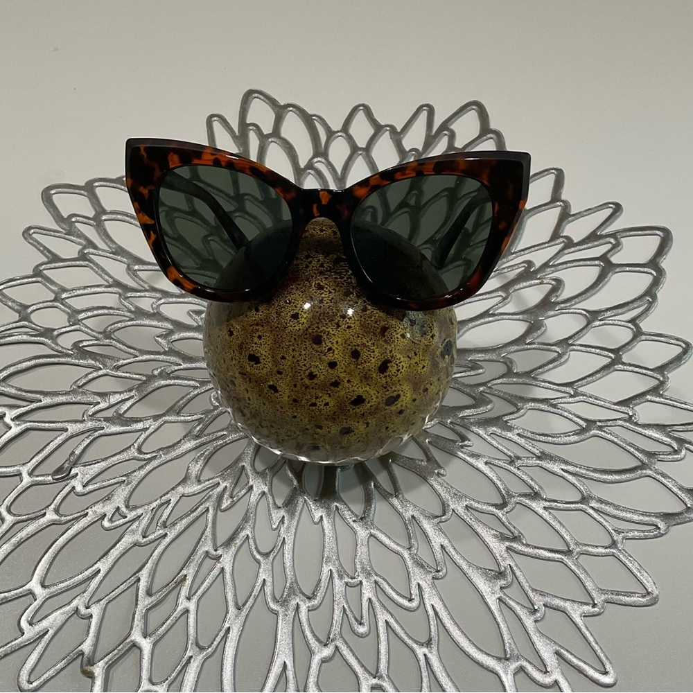 🌺ZARA Glossy Tortoise Amber Cat Eye Sun Glasses, 49/21 139 mm